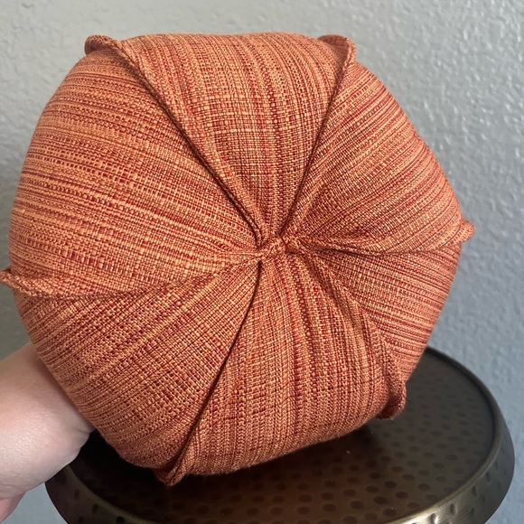 Weighted 3 Tier Pumpkin Decor - Picture 7 of 7